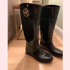 Black Michael Kors rain boots size 8